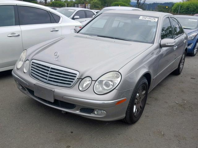 WDBUF65J23A142934 - 2003 MERCEDES-BENZ E 320 SILVER photo 2