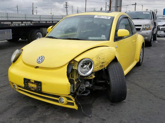 3VWCC21C7YM462084 - 2000 VOLKSWAGEN NEW BEETLE ყვითელი ფოტო 2