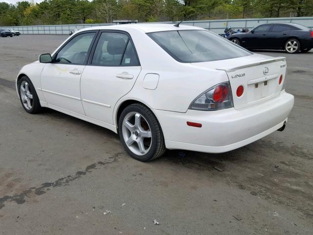 JTHBD192950100532 - 2005 LEXUS IS 300 WHITE photo 3