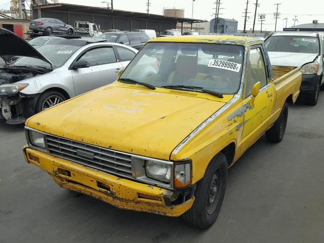 JT4RN50R1G0135714 - 1986 TOYOTA PICKUP 1/2 YELLOW photo 9