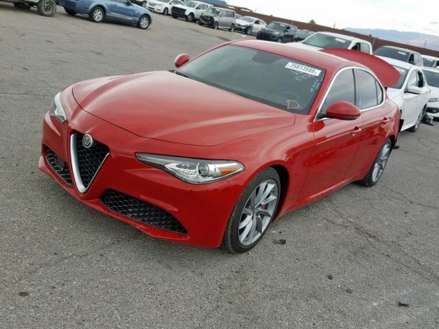 ZARFAEBN8H7556143 - 2017 ALFA ROMEO GIULIA RED photo 2