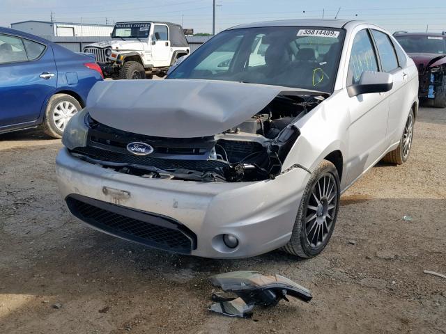 1FAHP3GN6AW246329 - 2010 FORD FOCUS SES SILVER photo 2