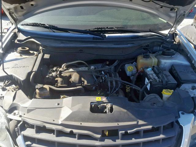 2C4GM48L05R598970 - 2005 CHRYSLER PACIFICA SILVER photo 7