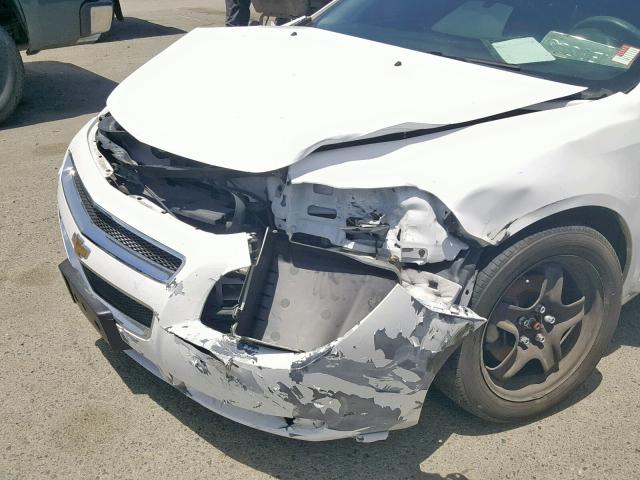 1G1ZC5EB8AF302147 - 2010 CHEVROLET MALIBU 1LT WHITE photo 9