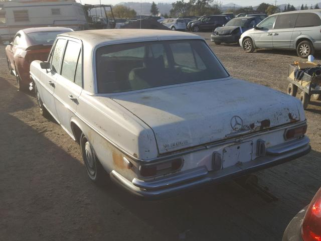 10801612030610 - 1970 MERCEDES-BENZ 280/280CE WHITE photo 3