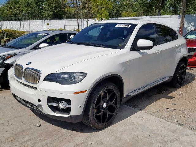 5UXFG8C5XBLZ96841 - 2011 BMW X6 XDRIVE5 WHITE photo 2