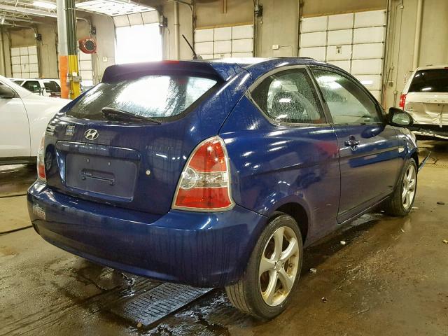 KMHCN36C28U067216 - 2008 HYUNDAI ACCENT SE BLUE photo 4