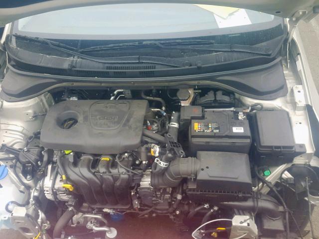 3KPC24A3XKE049840 - 2019 HYUNDAI ACCENT SE TAN photo 7