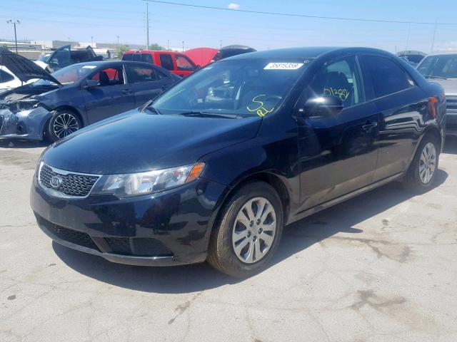 KNAFU4A22B5394416 - 2011 KIA FORTE EX BLACK photo 2