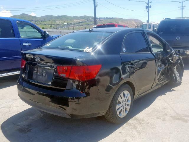 KNAFU4A22B5394416 - 2011 KIA FORTE EX BLACK photo 4