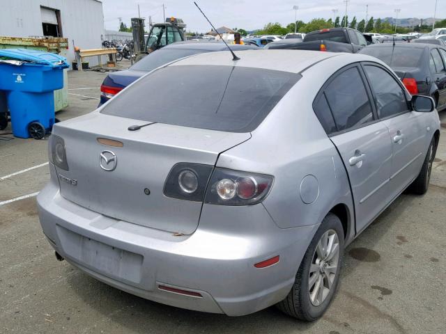 JM1BK32F071712325 - 2007 MAZDA 3 I BLACK photo 4