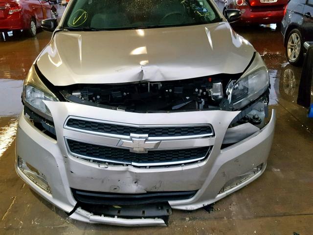1G11A5SA0DF203731 - 2013 CHEVROLET MALIBU LS GOLD photo 9