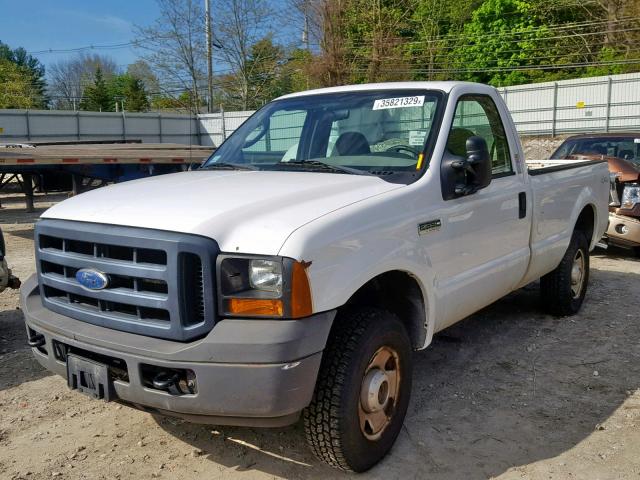 1FTNF21596EC18332 - 2006 FORD F250 SUPER WHITE photo 2