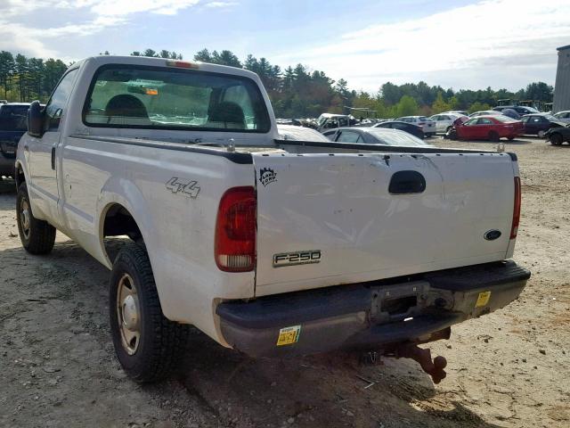 1FTNF21596EC18332 - 2006 FORD F250 SUPER WHITE photo 3