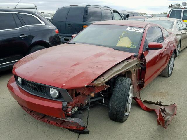 1ZVBP8CH7A5175206 - 2010 FORD MUSTANG GT RED photo 2