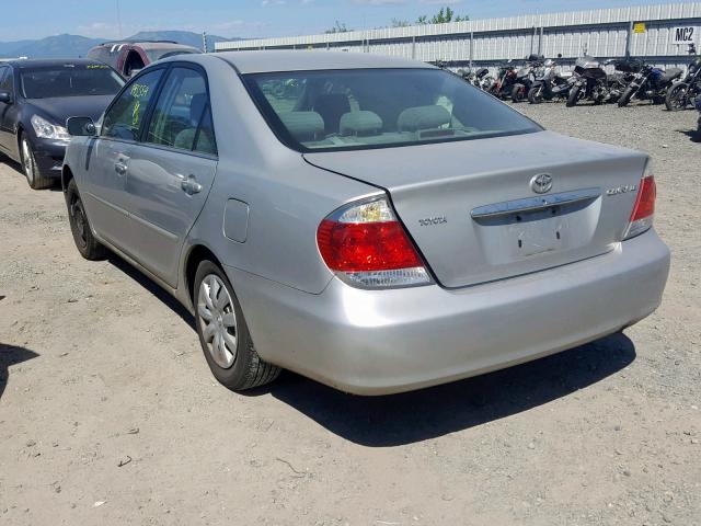 4T1BE30K55U055438 - 2005 TOYOTA CAMRY LE SILVER photo 3