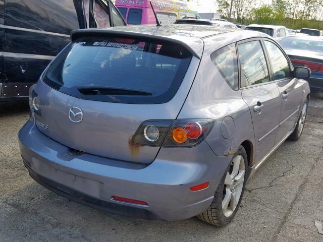 JM1BK343851221209 - 2005 MAZDA 3 HATCHBAC GRAY photo 4