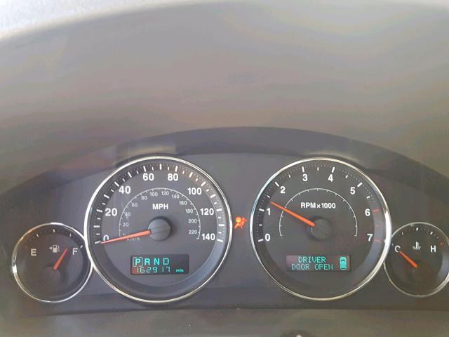 1J8HG48K26C337751 - 2006 JEEP COMMANDER შავი ფოტო 8