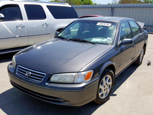 JT2BG22K7Y0414377 - 2000 TOYOTA CAMRY CE  photo 2