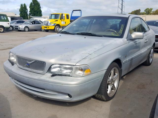 YV1NK56D8YJ016308 - 2000 VOLVO C70 TURBO SILVER photo 2