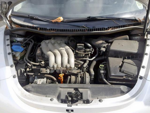 3VWCK21C71M435069 - 2001 VOLKSWAGEN NEW BEETLE ვერცხლისფერი ფოტო 7