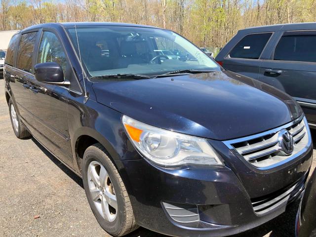 2V4RW3D17AR354203 - 2010 VOLKSWAGEN ROUTAN SE BLACK photo 1