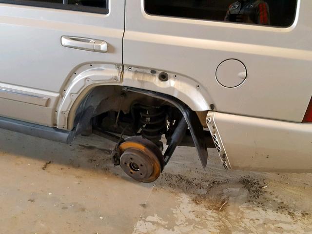 1J8HG58P27C529240 - 2007 JEEP COMMANDER 金色 照片 9