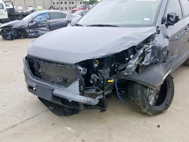 KM8J23A48JU660908 - 2018 HYUNDAI TUCSON SE GRAY photo 9