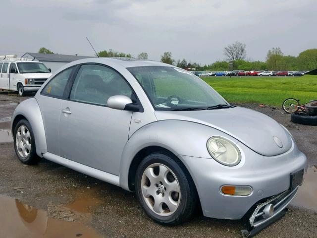 3VWCK21CX3M422318 - 2003 VOLKSWAGEN NEW BEETLE Gümüş foto 1