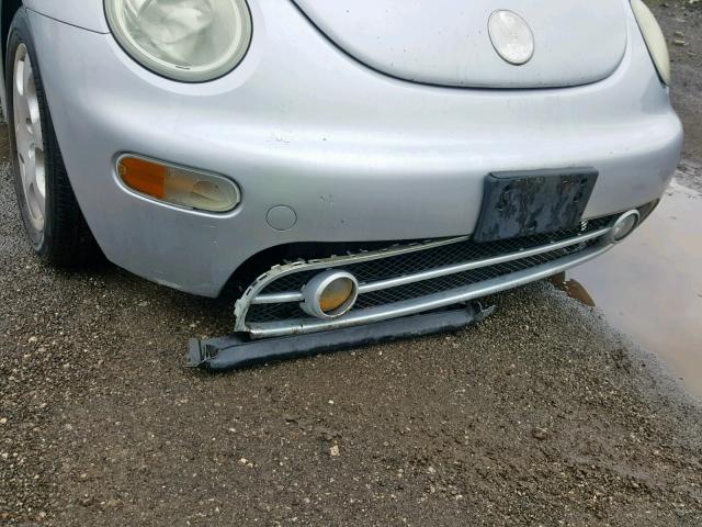 3VWCK21CX3M422318 - 2003 VOLKSWAGEN NEW BEETLE Gümüş foto 9