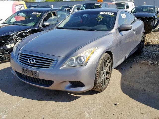 JNKCV64E38M127092 - 2008 INFINITI G37 BASE GRAY photo 2