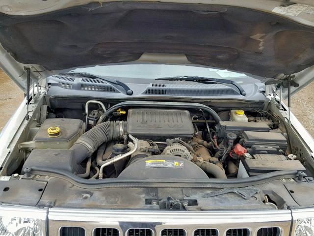 1J8HG58N76C318371 - 2006 JEEP COMMANDER SILVER photo 7