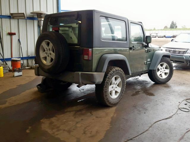 1J4FA24198L543213 - 2008 JEEP WRANGLER X GREEN photo 4