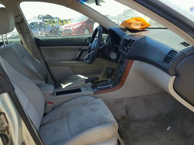 4S4BP61C057365613 - 2005 SUBARU LEGACY OUT GOLD photo 5