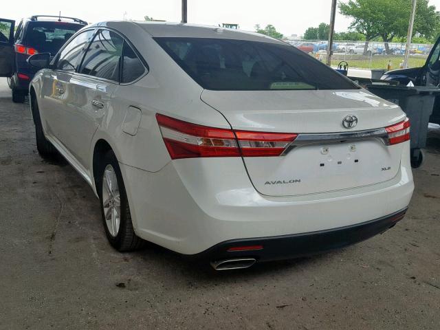 4T1BK1EB5FU179412 - 2015 TOYOTA AVALON XLE WHITE photo 3