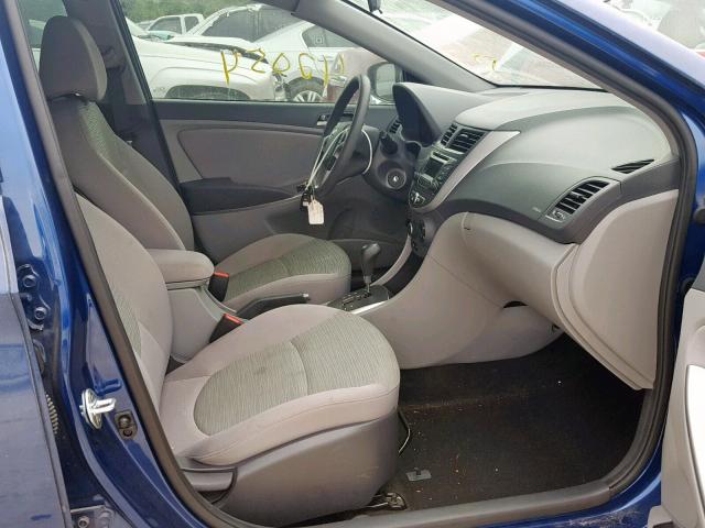 KMHCT4AE1HU325892 - 2017 HYUNDAI ACCENT SE BLUE photo 5