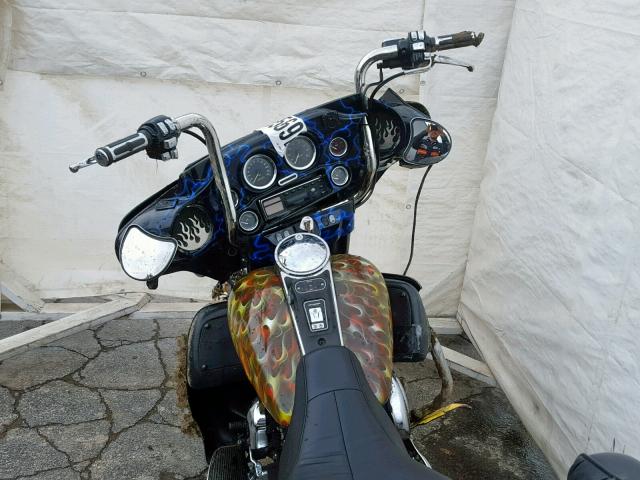 1HD1FCW14YY638882 - 2000 HARLEY-DAVIDSON FLHTCUI TWO TONE photo 5