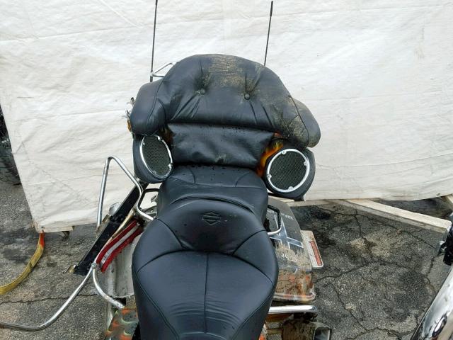 1HD1FCW14YY638882 - 2000 HARLEY-DAVIDSON FLHTCUI TWO TONE photo 6