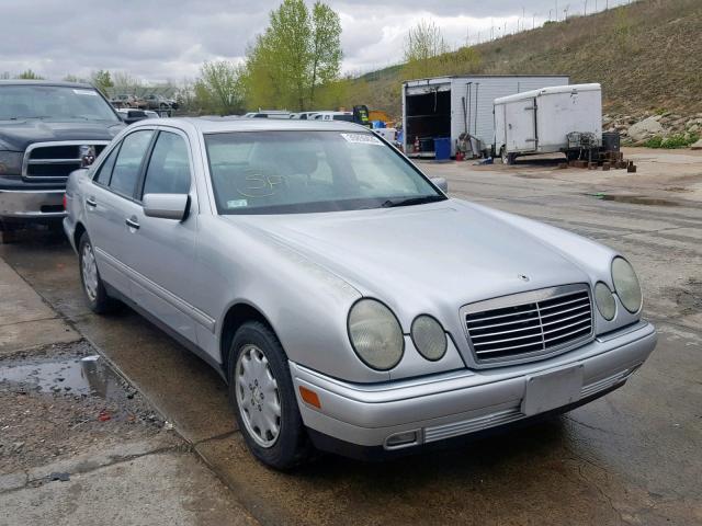 WDBJF65H7XA856189 - 1999 MERCEDES-BENZ E 320 SILVER photo 1