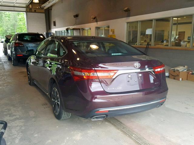 4T1BK1EBXJU285038 - 2018 TOYOTA AVALON XLE RED photo 3