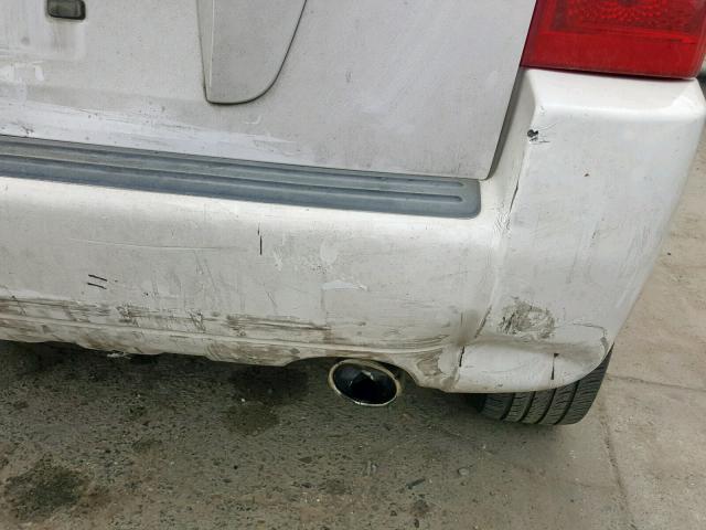 KM8JM12B76U252807 - 2006 HYUNDAI TUCSON GL WHITE photo 9