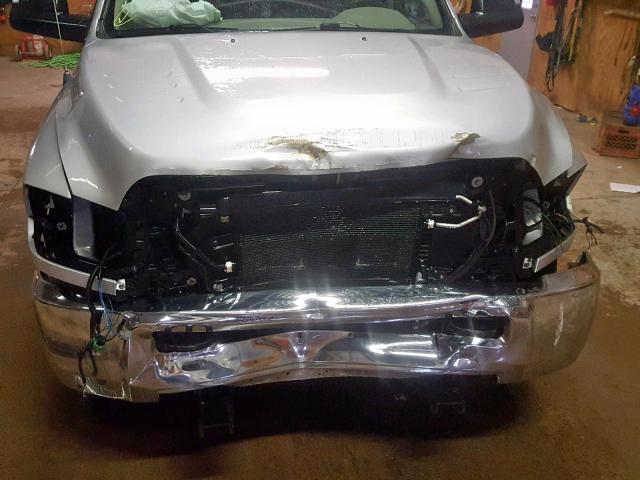 3D7UT2CL4BG583834 - 2011 DODGE RAM 2500 SILVER photo 9