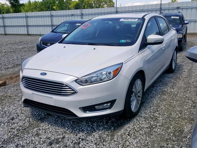 1FADP3J2XFL365300 - 2015 FORD FOCUS TITA WHITE photo 2