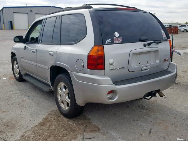 1GKDS13S762357630 - 2006 GMC ENVOY SILVER photo 3