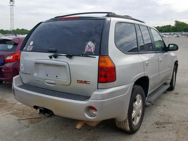 1GKDS13S762357630 - 2006 GMC ENVOY SILVER photo 4