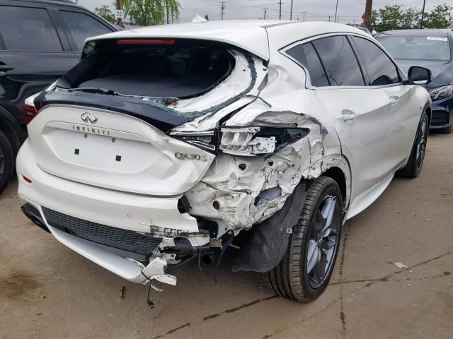 SJKCH5CPXJA043359 - 2018 INFINITI QX30 BASE WHITE photo 4