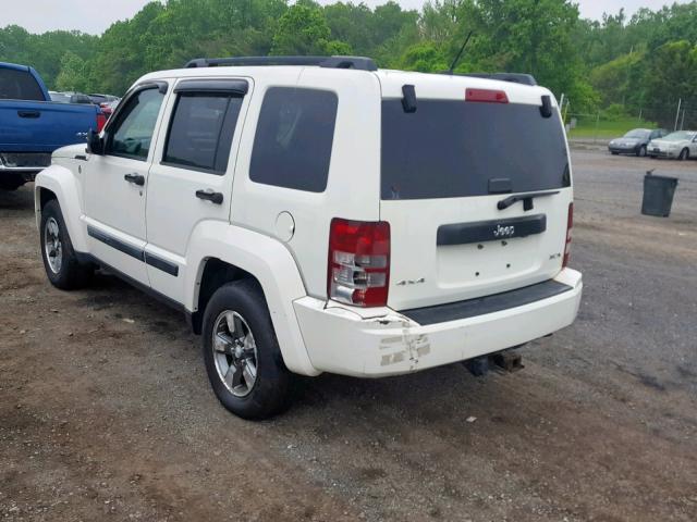 1J8GN28K68W283944 - 2008 JEEP LIBERTY SP WHITE photo 3