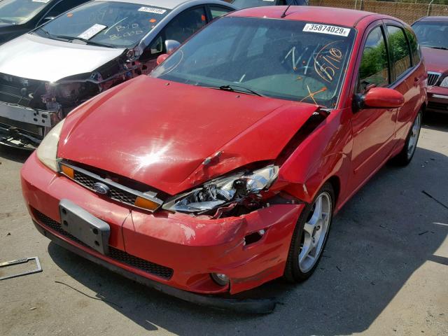 3FAHP37513R186773 - 2003 FORD FOCUS ZX5 RED photo 2