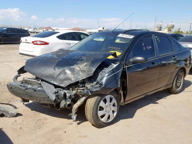 1FAFP34N17W298942 - 2007 FORD FOCUS ZX4 BLACK photo 2