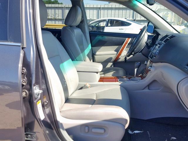 5TDYK3EH0DS105072 - 2013 TOYOTA HIGHLANDER GRAY photo 5